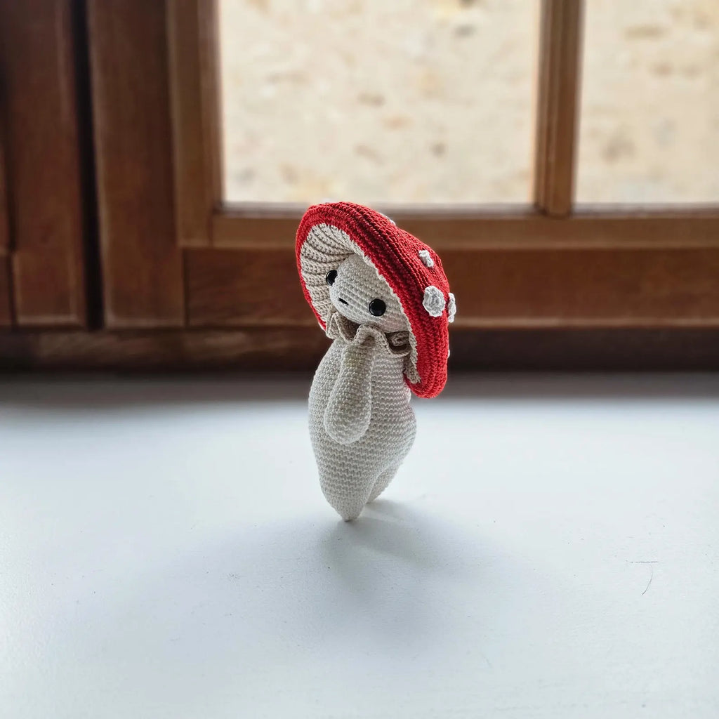 Mushroom guy - critter stitch crochet pattern / amigurumi